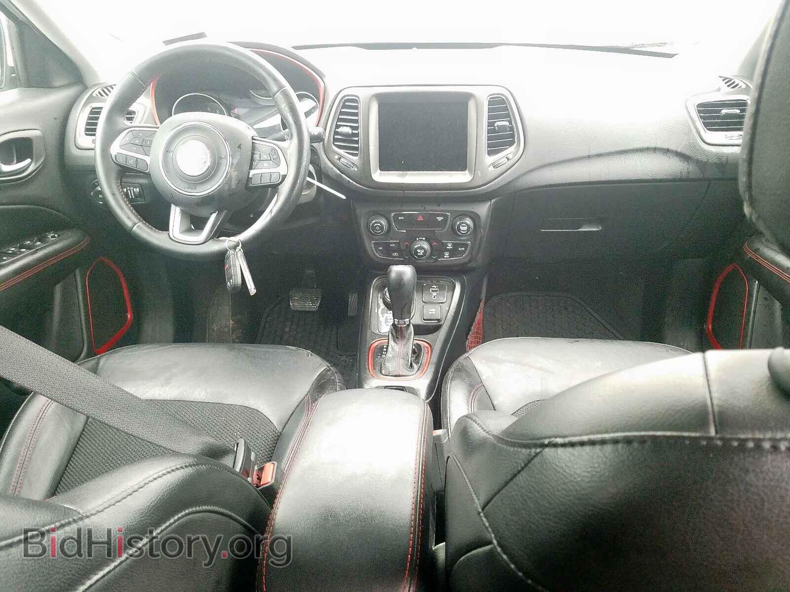2019 JEEP COMPASS - VIN: 3C4NJDDB8KT733330 - Фото 9