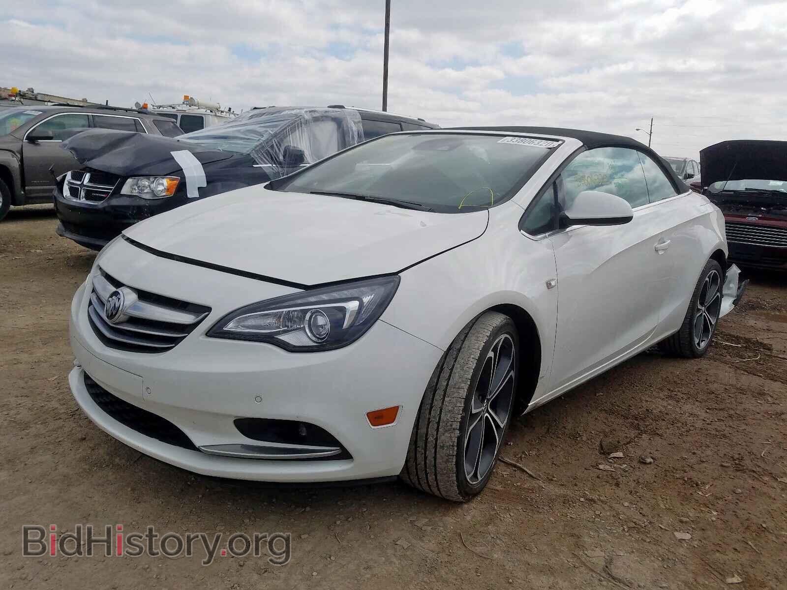 2017 BUICK CASCADA - VIN: W04WH3N50HG002305 - Фото 2