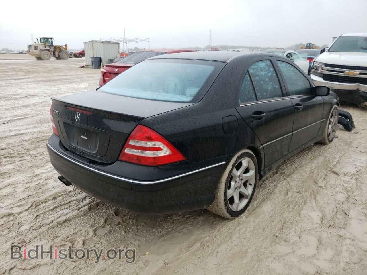 2007 MERCEDES-BENZ C-CLASS - VIN: WDBRF52H67E024997 - Фото 4