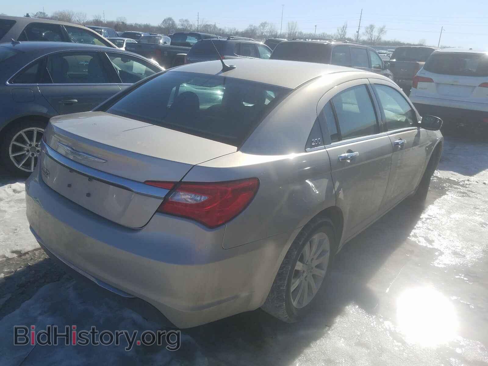 2013 CHRYSLER 200 - VIN: 1C3CCBCG6DN583261 - Фото 4