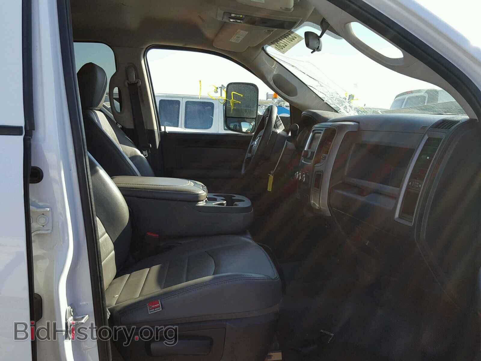 2017 RAM 3500 - VIN: 3C7WRTCL2HG615232 - Фото 5