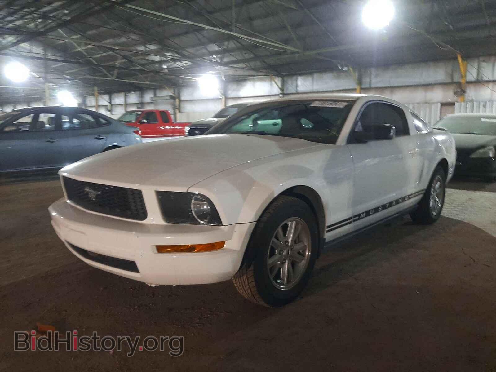 2007 FORD MUSTANG - VIN: 1ZVFT80N375272807 - Фото 2