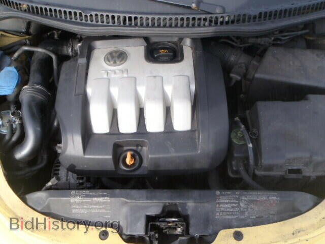 2004 VOLKSWAGEN BEETLE - VIN: 3VWCR31C84M408873 - Фото 7