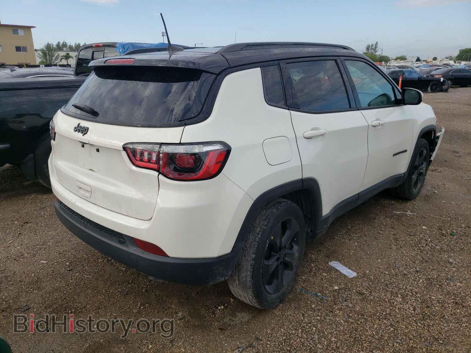 2018 JEEP COMPASS - VIN: 3C4NJCBB7JT300366 - Фото 4