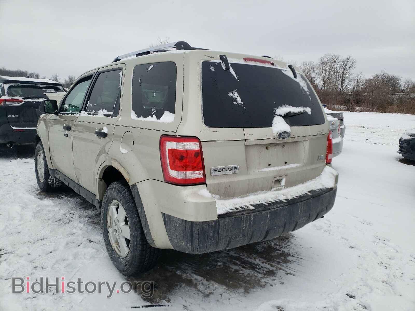 2011 FORD ESCAPE - VIN: 1FMCU9DG5BKA97258 - Фото 3