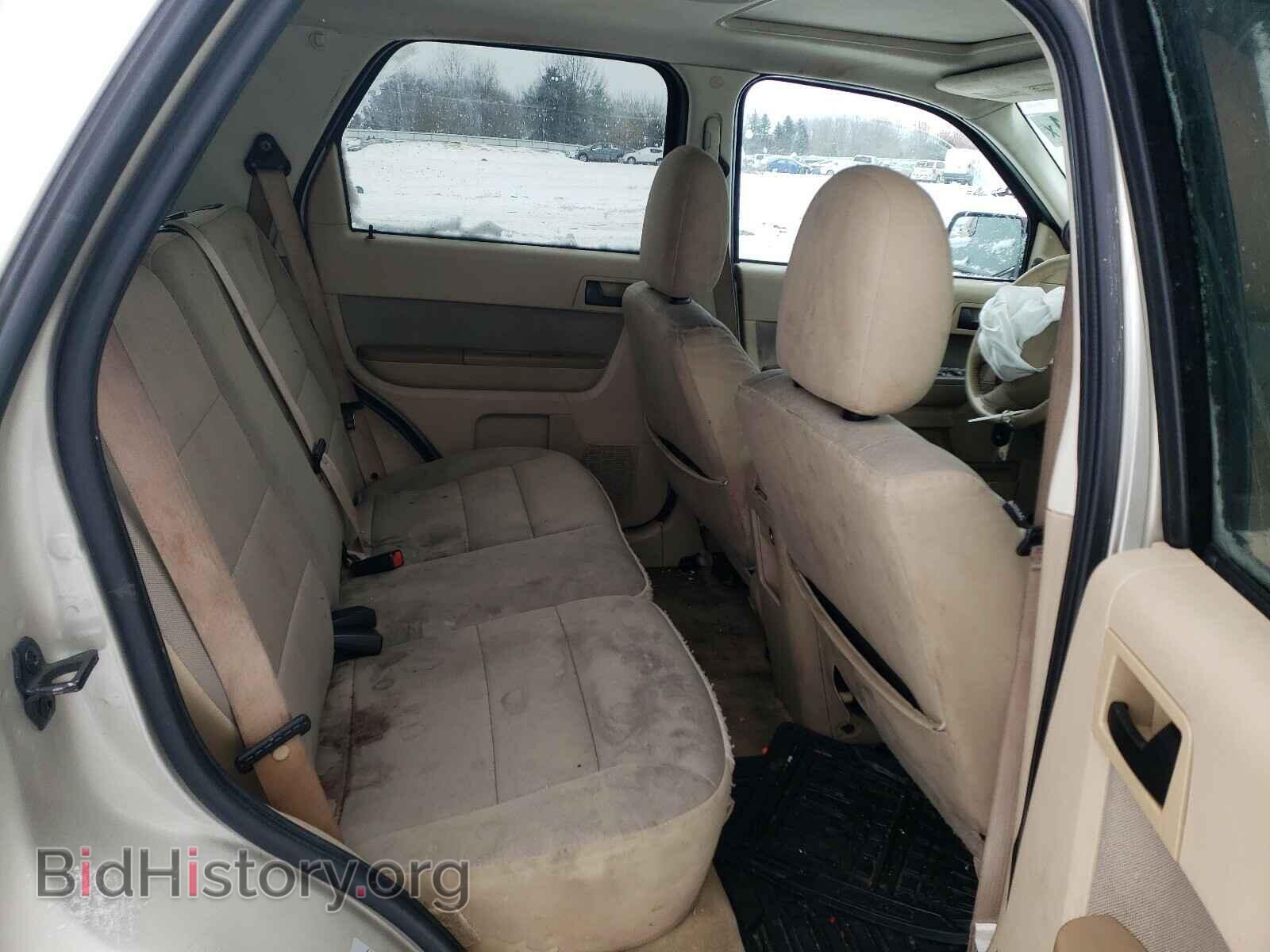 2011 FORD ESCAPE - VIN: 1FMCU9DG5BKA97258 - Фото 6