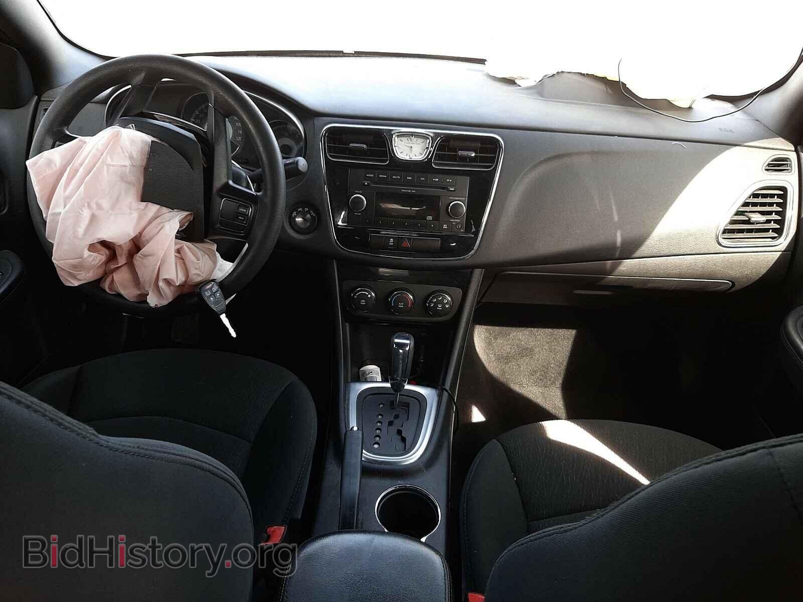 2011 CHRYSLER 200 - VIN: 1C3BC4FB8BN576493 - Фото 9