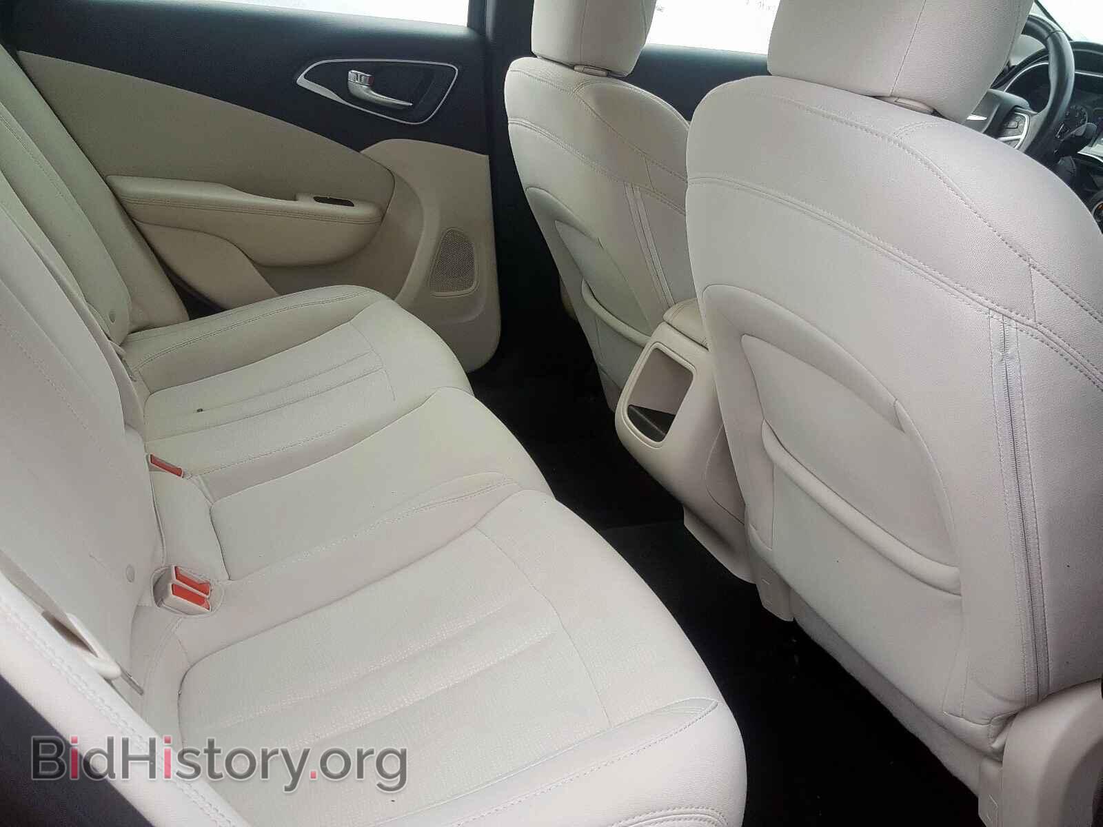 2015 CHRYSLER 200 - VIN: 1C3CCCAB7FN594947 - Фото 6