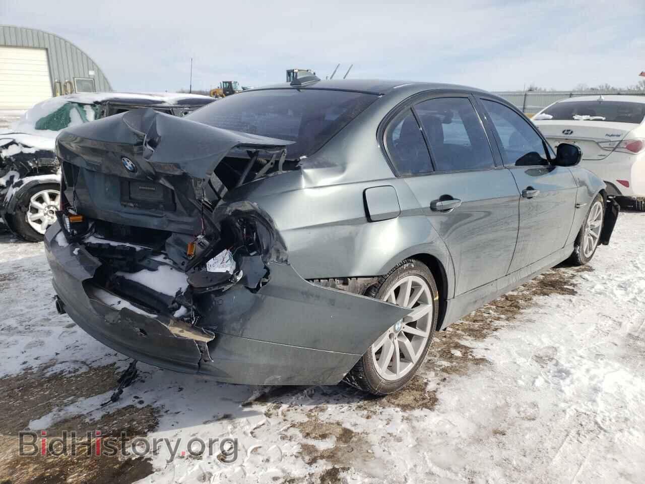 2009 BMW 3 SERIES - VIN: WBAPH735X9A170751 - Фото 4