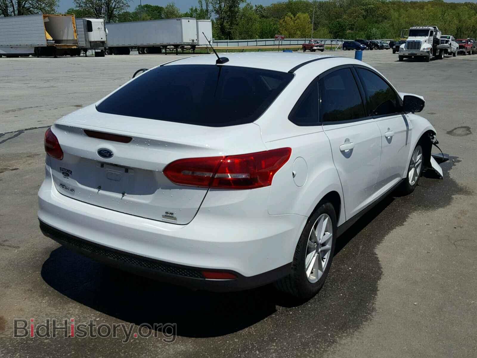 2017 FORD FOCUS - VIN: 1FADP3FEXHL328897 - Фото 4