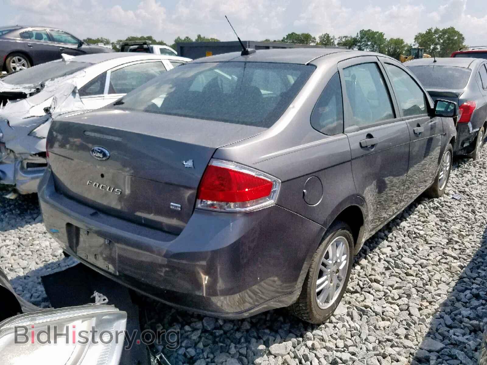 2009 FORD FOCUS - VIN: 1FAHP35NX9W128024 - Photo 4