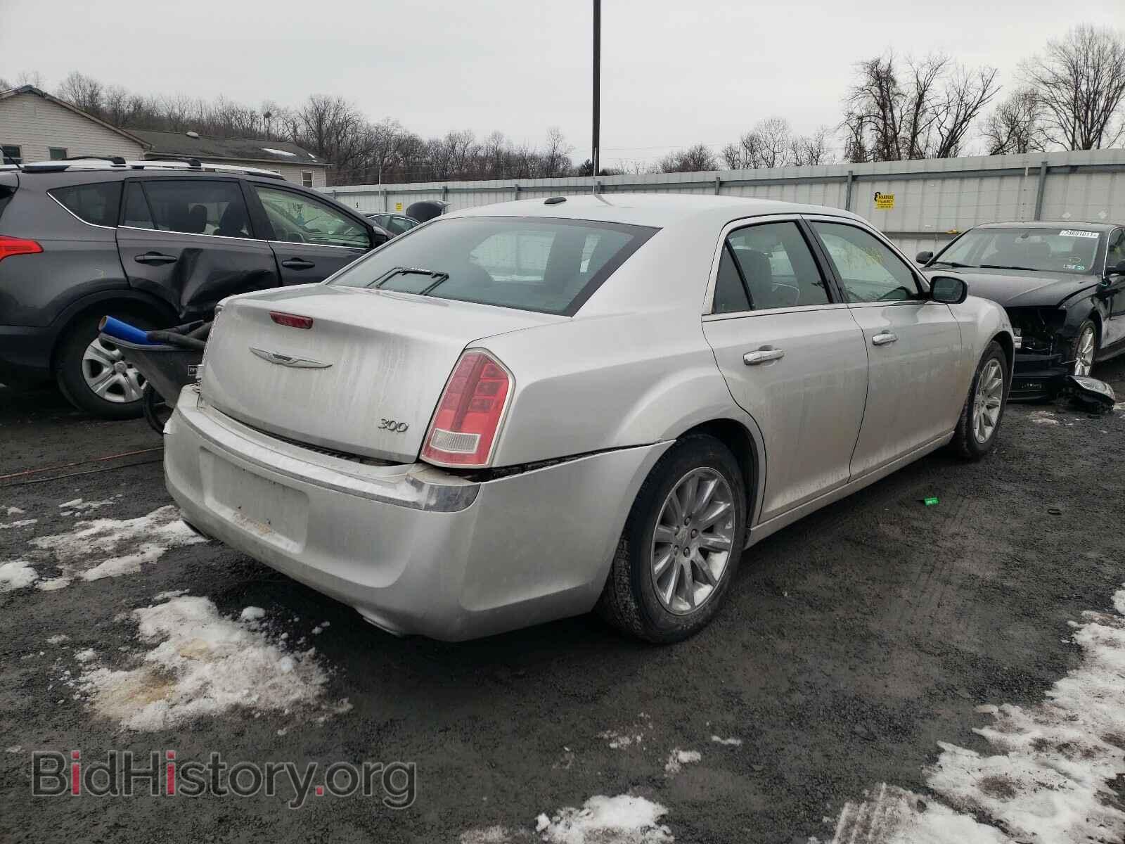 2012 CHRYSLER 300 - VIN: 2C3CCACG8CH221546 - Фото 4
