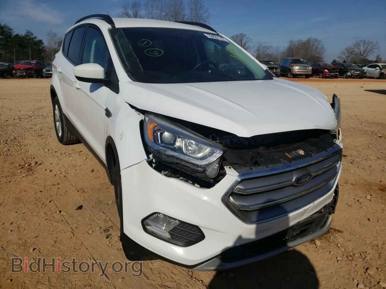 Фотография 1FMCU0G90HUE56179 - FORD ESCAPE 2017