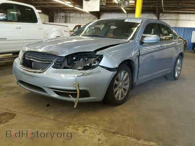 2013 CHRYSLER 200 - VIN: 1C3CCBBG5DN608118 - Фото 2