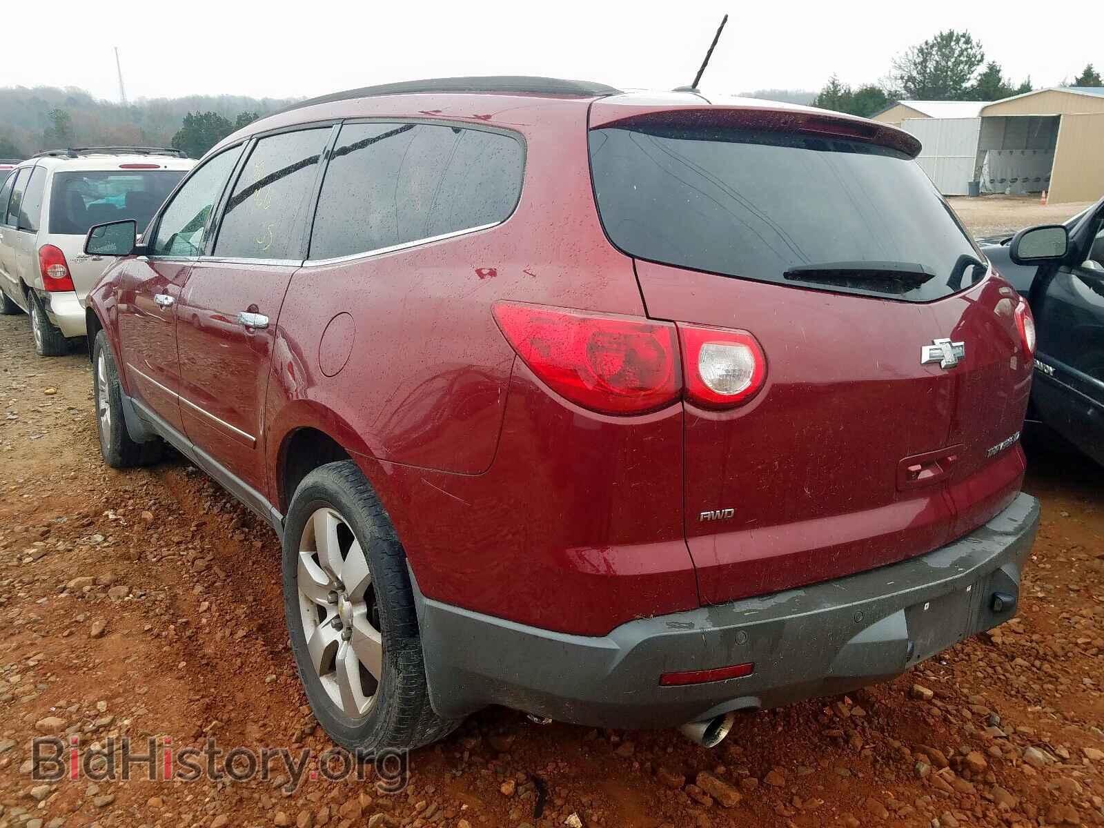 2011 CHEVROLET TRAVERSE - VIN: 1GNKVLED0BJ201229 - Фото 3