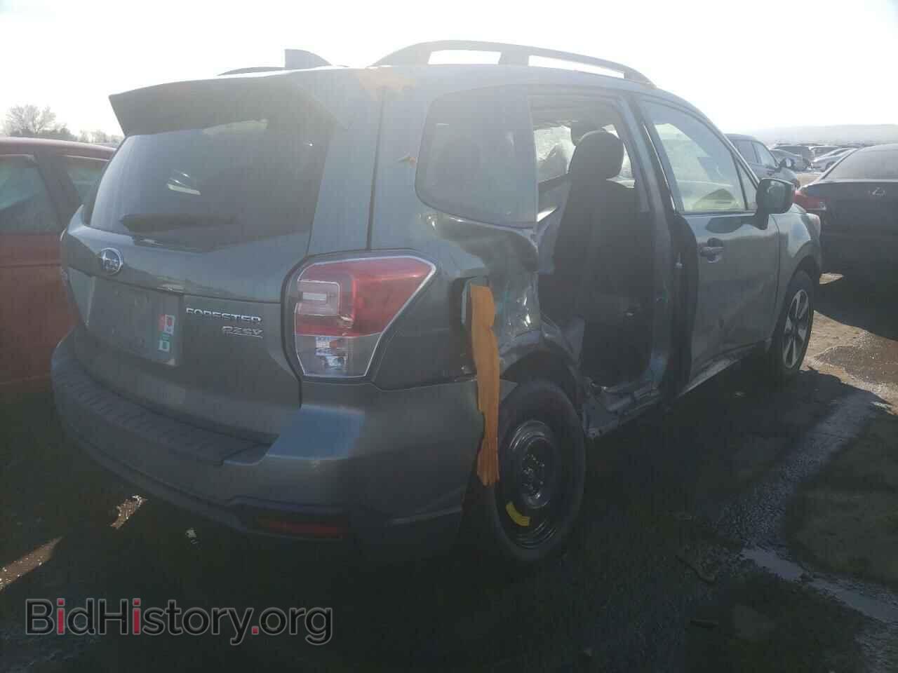 2017 SUBARU FORESTER - VIN: JF2SJAEC0HH462670 - Фото 4