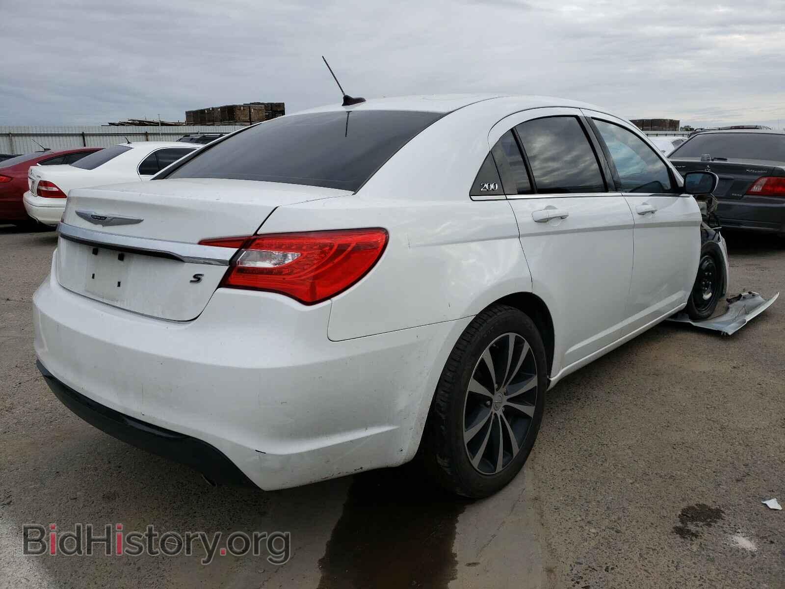 2012 CHRYSLER 200 - VIN: 1C3CCBBG0CN269024 - Фото 4