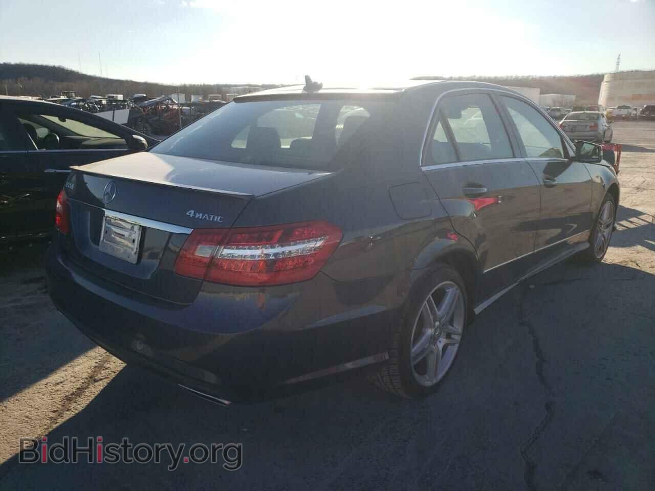 2011 MERCEDES-BENZ E-CLASS - VIN: WDDHF9AB3BA291652 - Фото 4