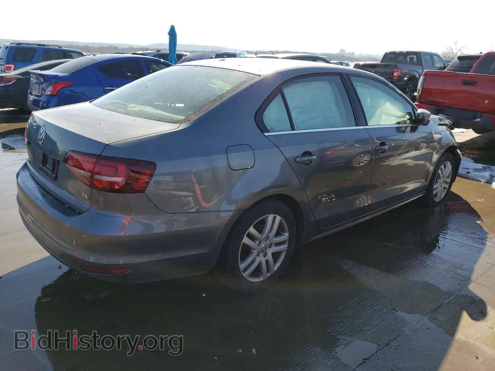 2017 VOLKSWAGEN JETTA - VIN: 3VW2B7AJXHM229374 - Фото 4