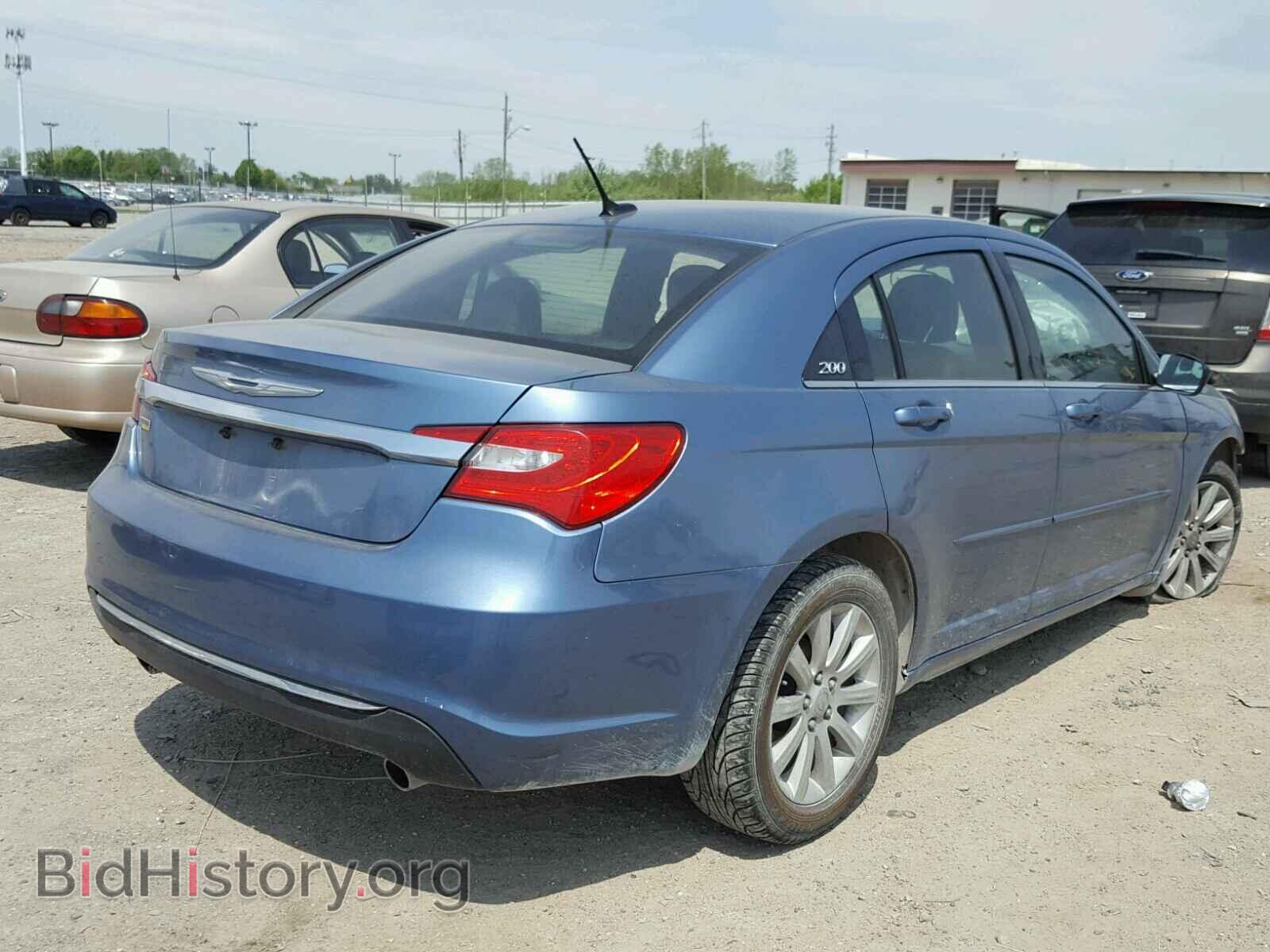2011 CHRYSLER 200 - VIN: 1C3BC1FG2BN577407 - Фото 4