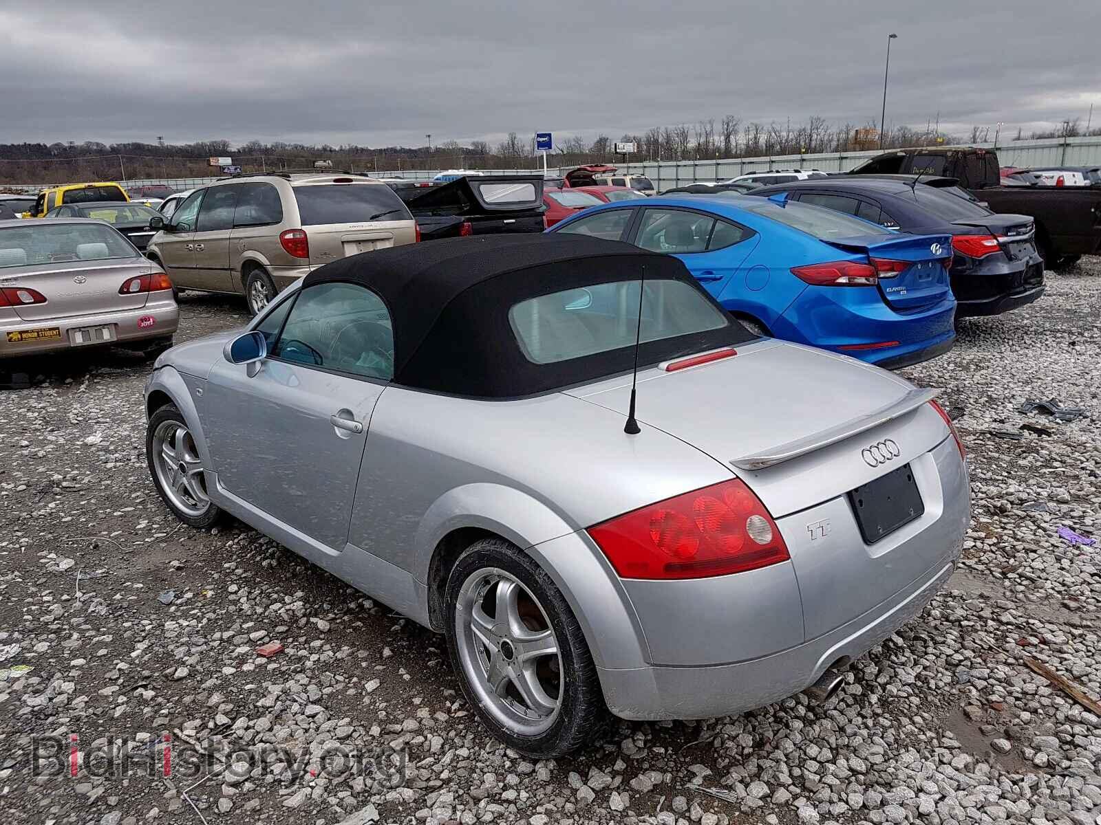 2002 AUDI TT - VIN: TRUTX28N121006011 - Фото 3
