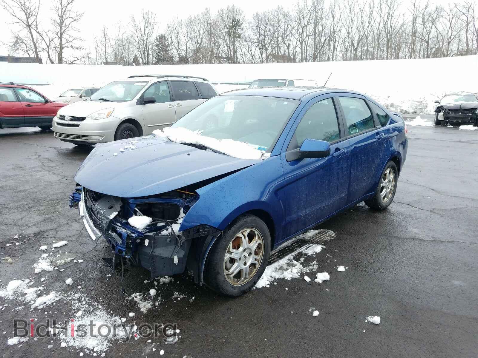 2009 FORD FOCUS - VIN: 1FAHP36N29W200087 - Фото 2