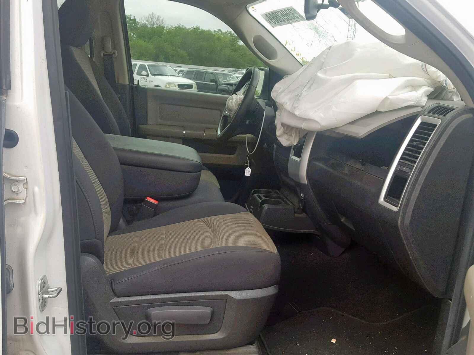 2011 DODGE RAM 1500 - VIN: 1D7RB1GT4BS547972 - Фото 5