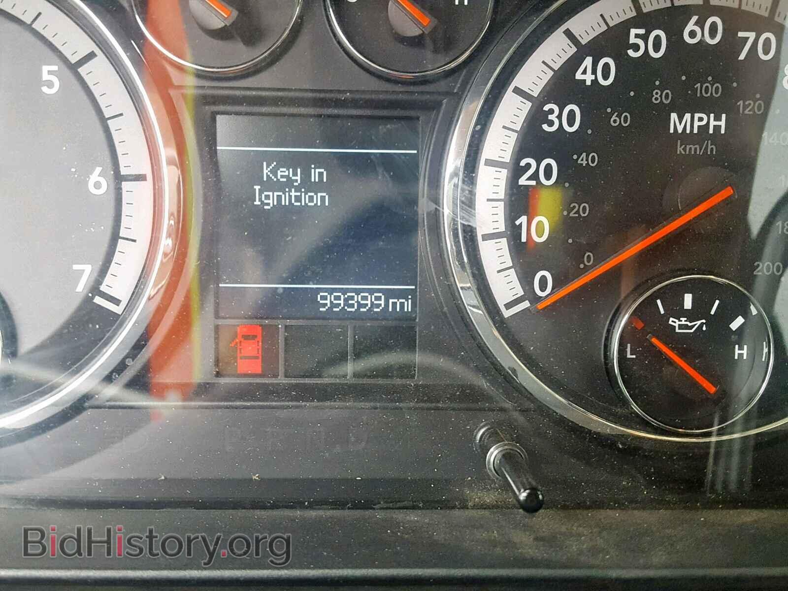 2011 DODGE RAM 1500 - VIN: 1D7RB1GT4BS547972 - Фото 8