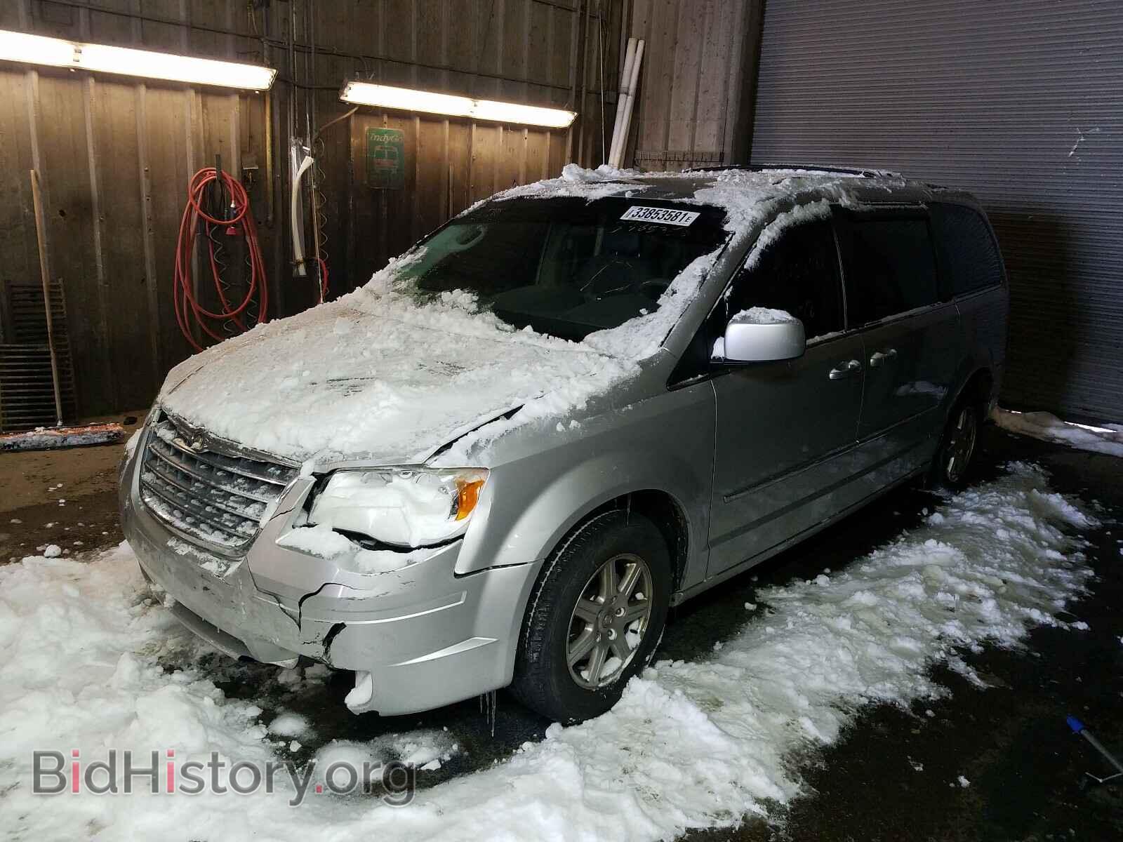 2010 CHRYSLER MINIVAN - VIN: 2A4RR5DX7AR320208 - Photo 2