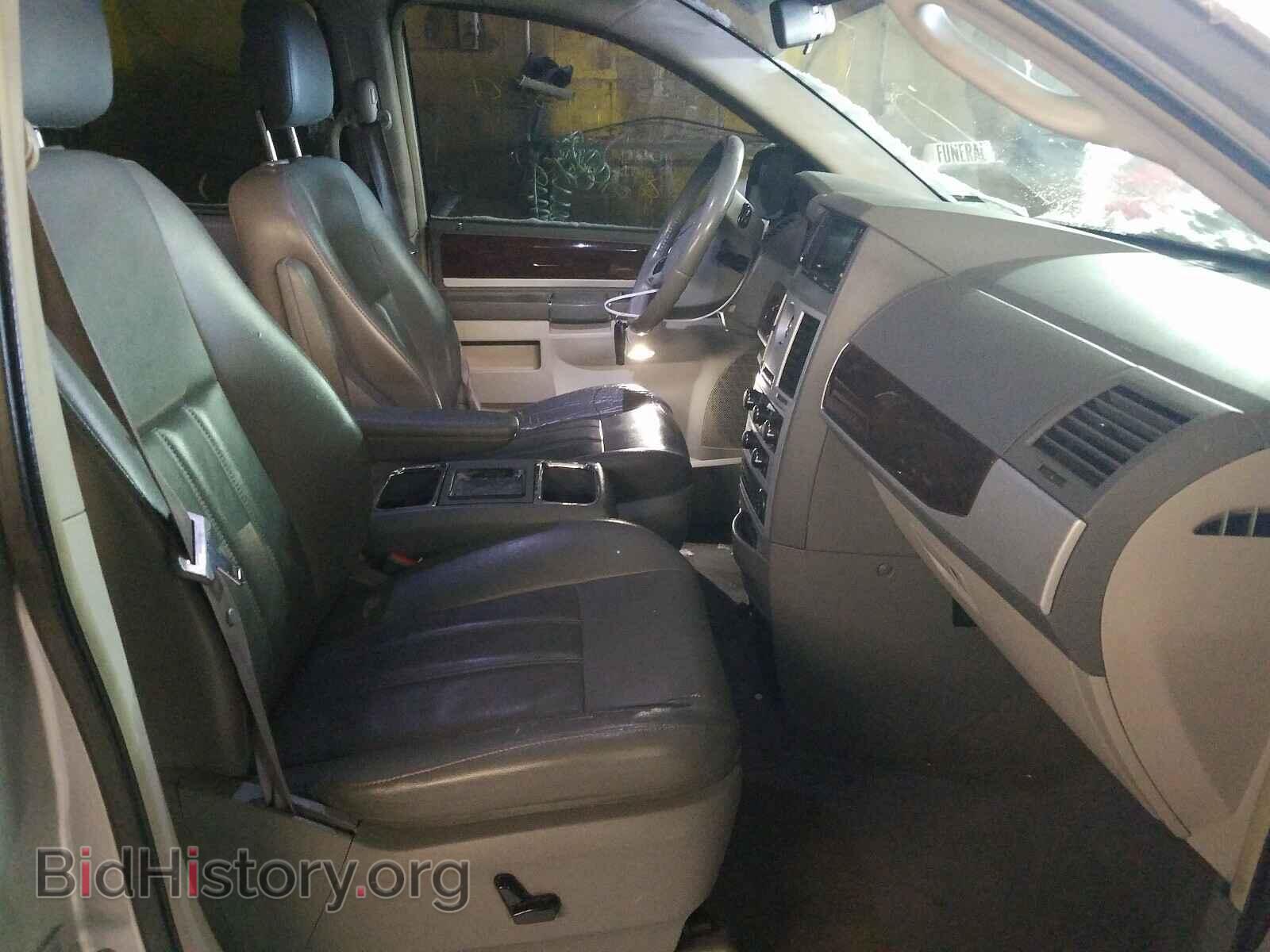 2010 CHRYSLER MINIVAN - VIN: 2A4RR5DX7AR320208 - Photo 5