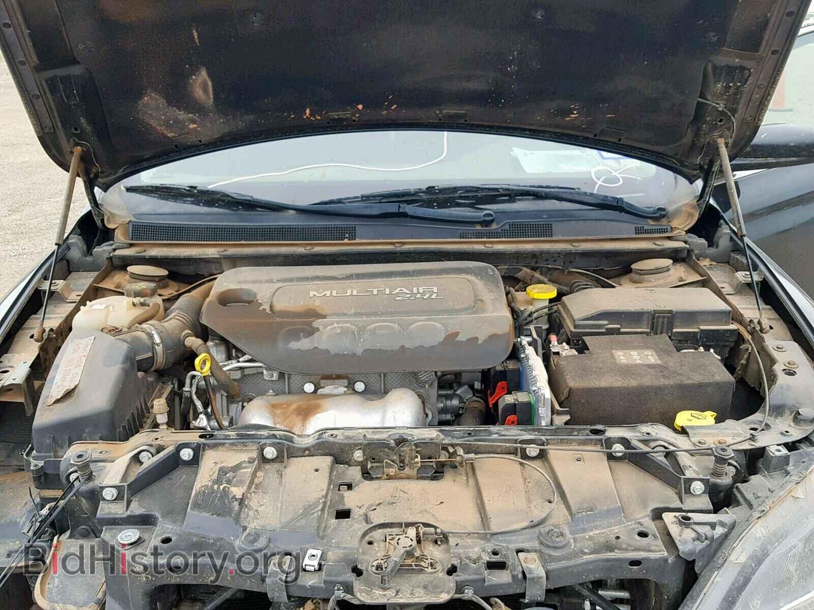 2016 CHRYSLER 200 - VIN: 1C3CCCAB7GN124127 - Фото 7
