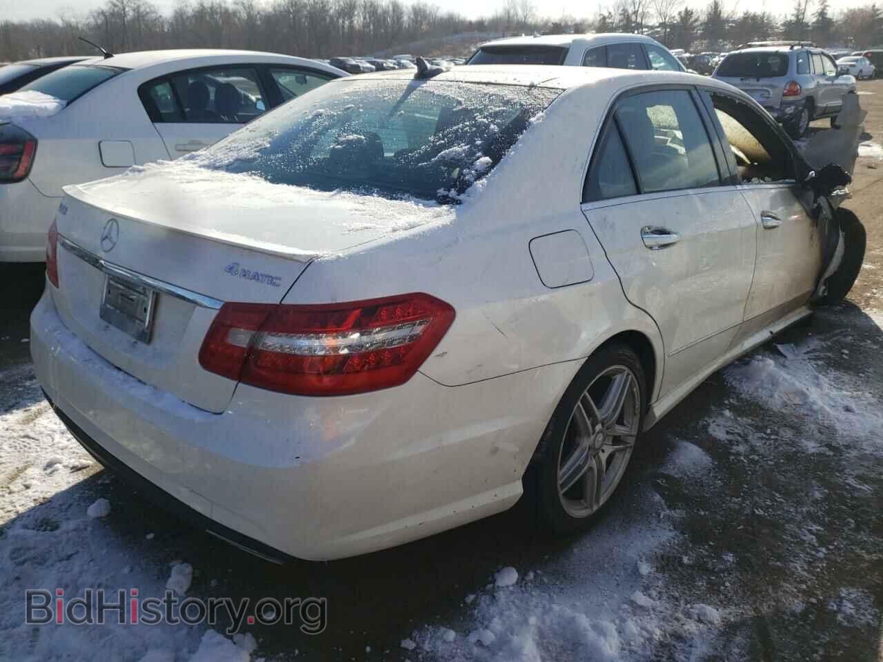 2011 MERCEDES-BENZ E-CLASS - VIN: WDDHF8HB8BA369262 - Фото 4
