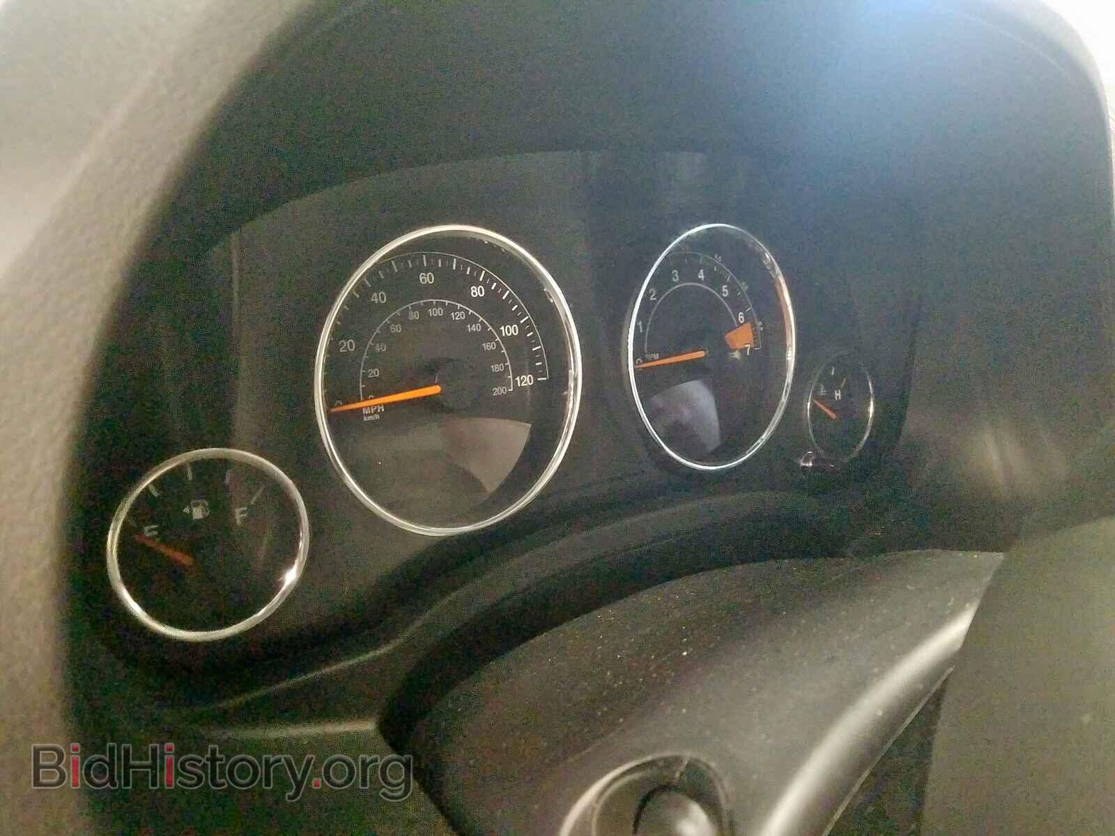 2016 JEEP COMPASS - VIN: 1C4NJCEA5GD744587 - Photo 8