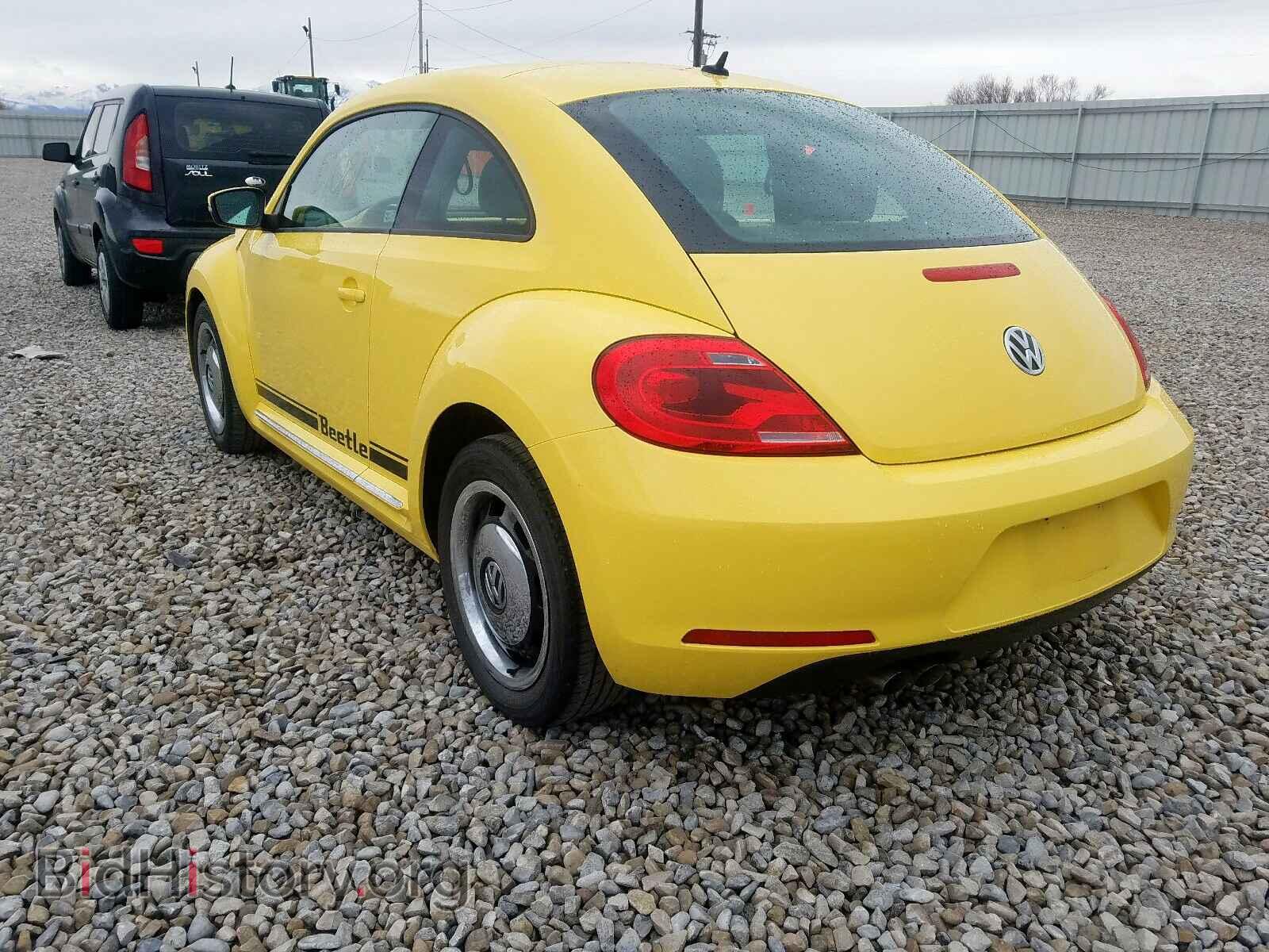 2013 VOLKSWAGEN BEETLE - VIN: 3VWJP7AT4DM605981 - Фото 3