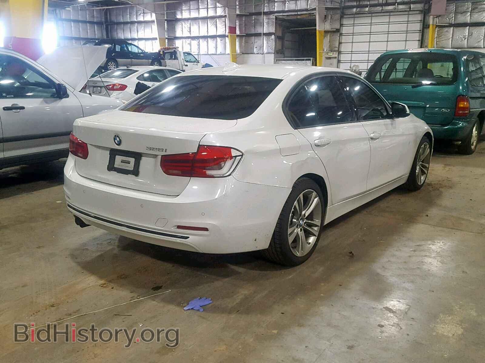 2016 BMW 3 SERIES - VIN: WBA8E9G56GNU29910 - Фото 4