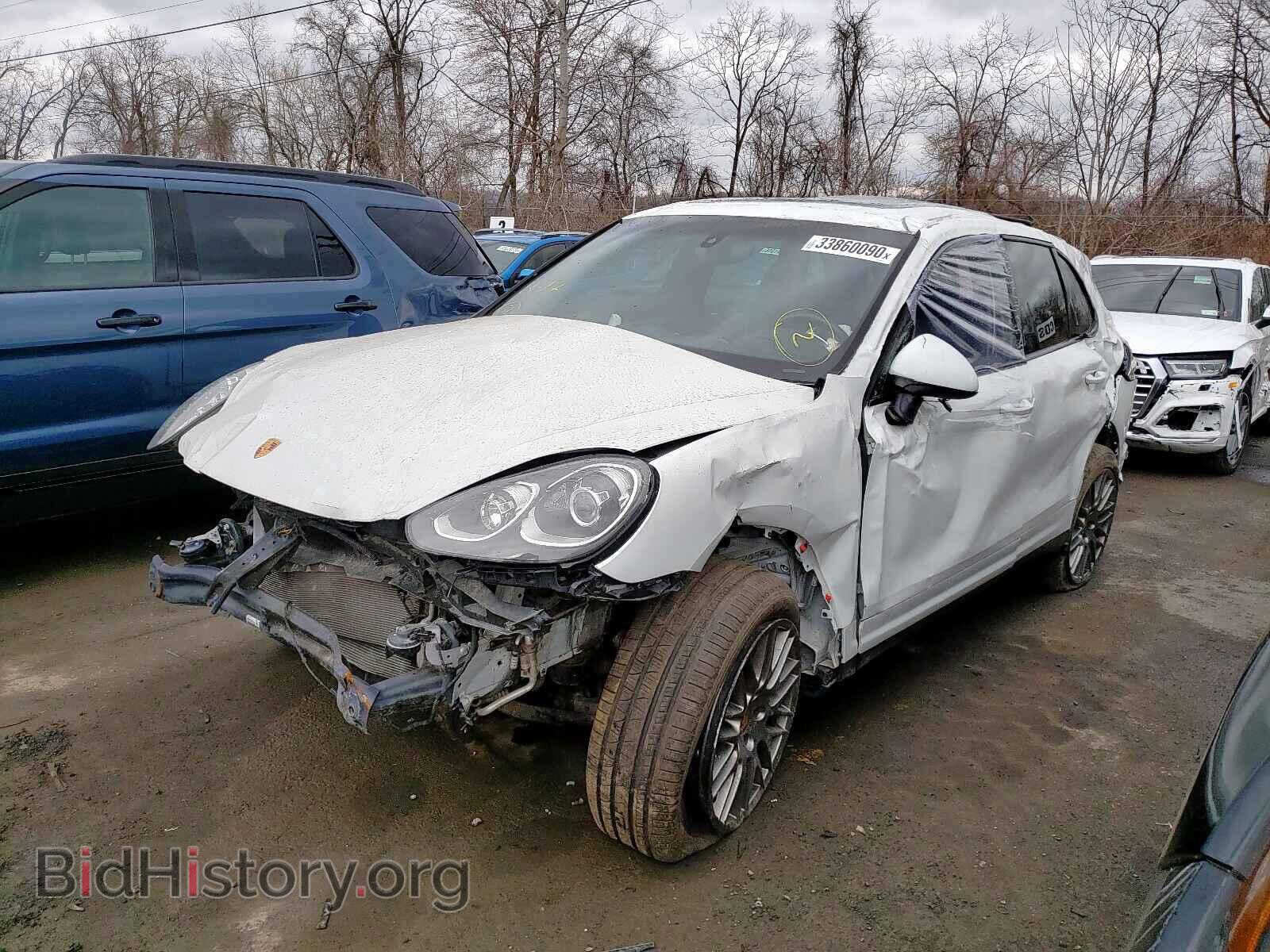 2017 PORSCHE CAYENNE - VIN: WP1AA2A25HKA83906 - Фото 2