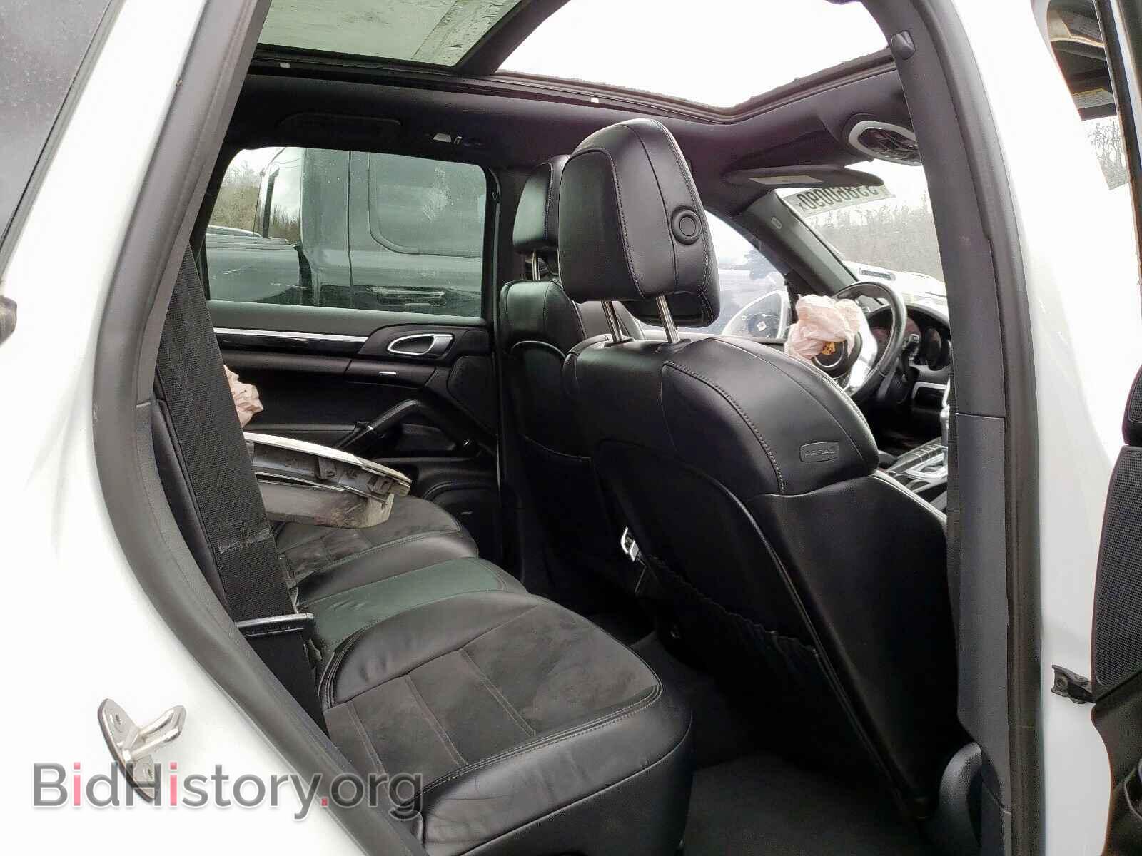 2017 PORSCHE CAYENNE - VIN: WP1AA2A25HKA83906 - Фото 6