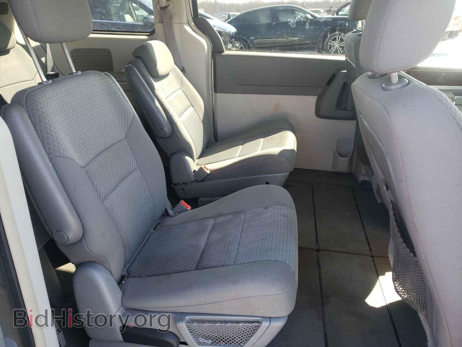 2010 CHRYSLER MINIVAN - VIN: 2A4RR5D1XAR131967 - Фото 6