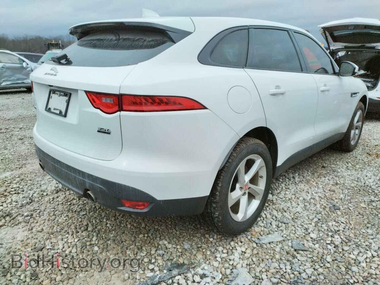 2017 JAGUAR F-PACE - VIN: SADCJ2BVXHA065396 - Фото 4