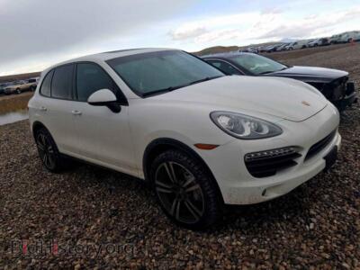 2013 Porsche CAYENNE Cayenne S, white — VIN WP1AB2A22DLA82049, Copart