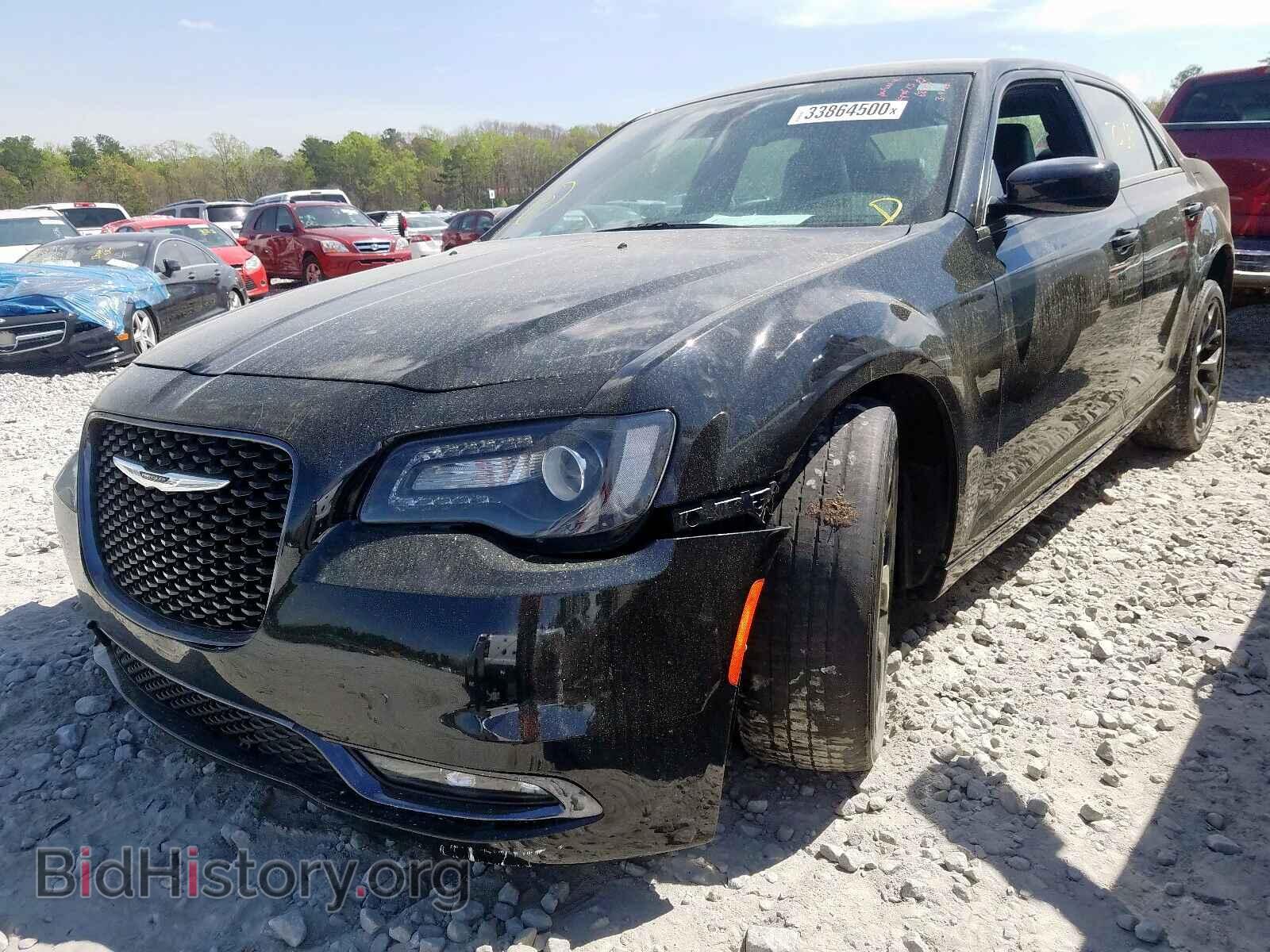 2017 CHRYSLER 300 - VIN: 2C3CCABG8HH571123 - Фото 2