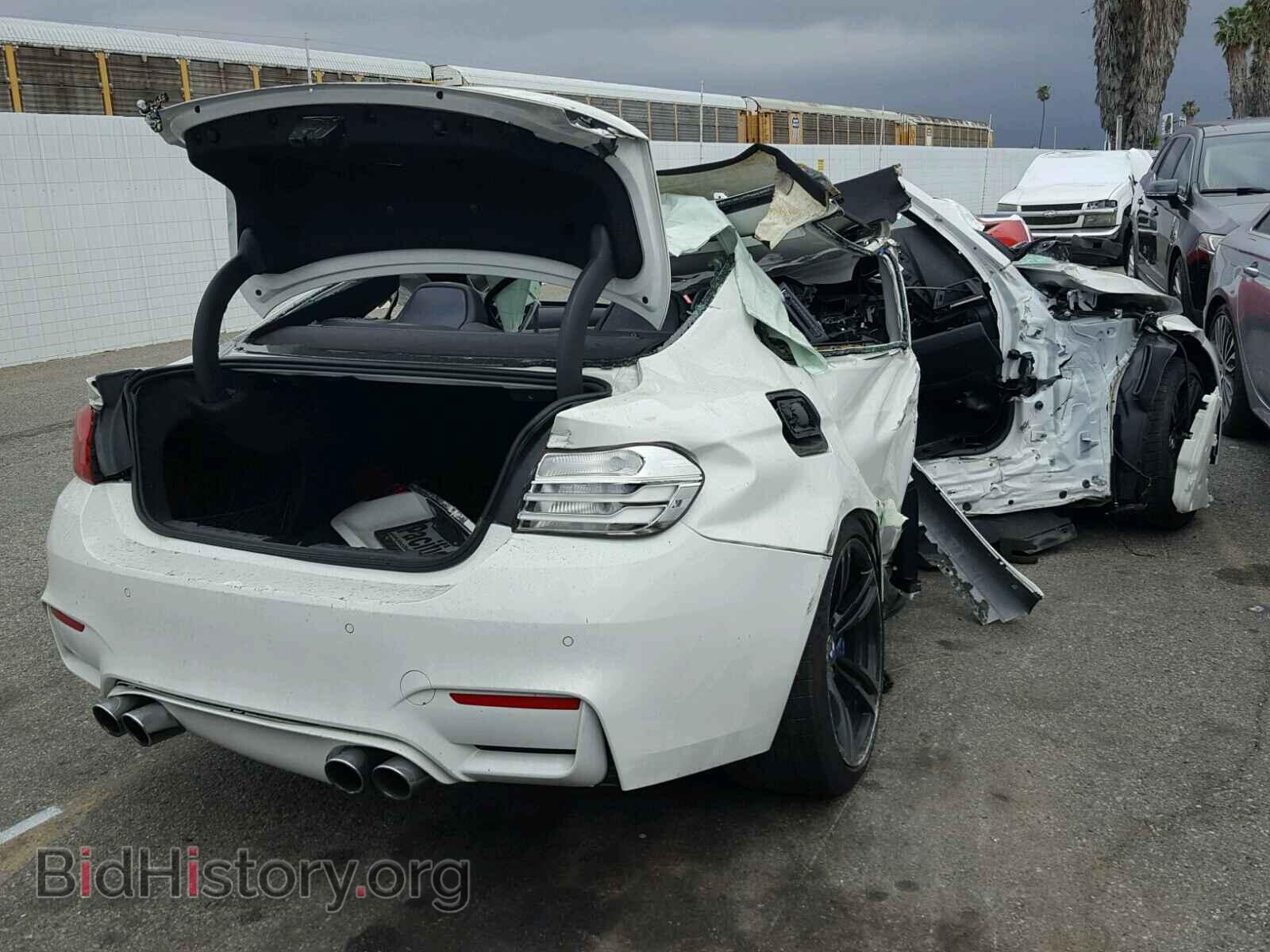 2015 BMW M4 - VIN: WBS3R9C53FK332857 - Фото 4