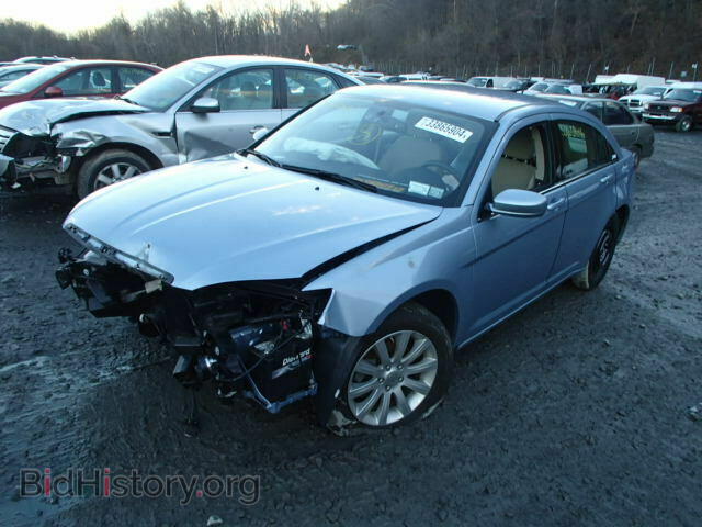 2013 CHRYSLER 200 - VIN: 1C3CCBBB9DN656886 - Фото 2