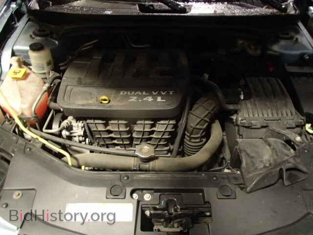 2012 CHRYSLER 200 - VIN: 1C3CCBCB5CN257860 - Фото 7