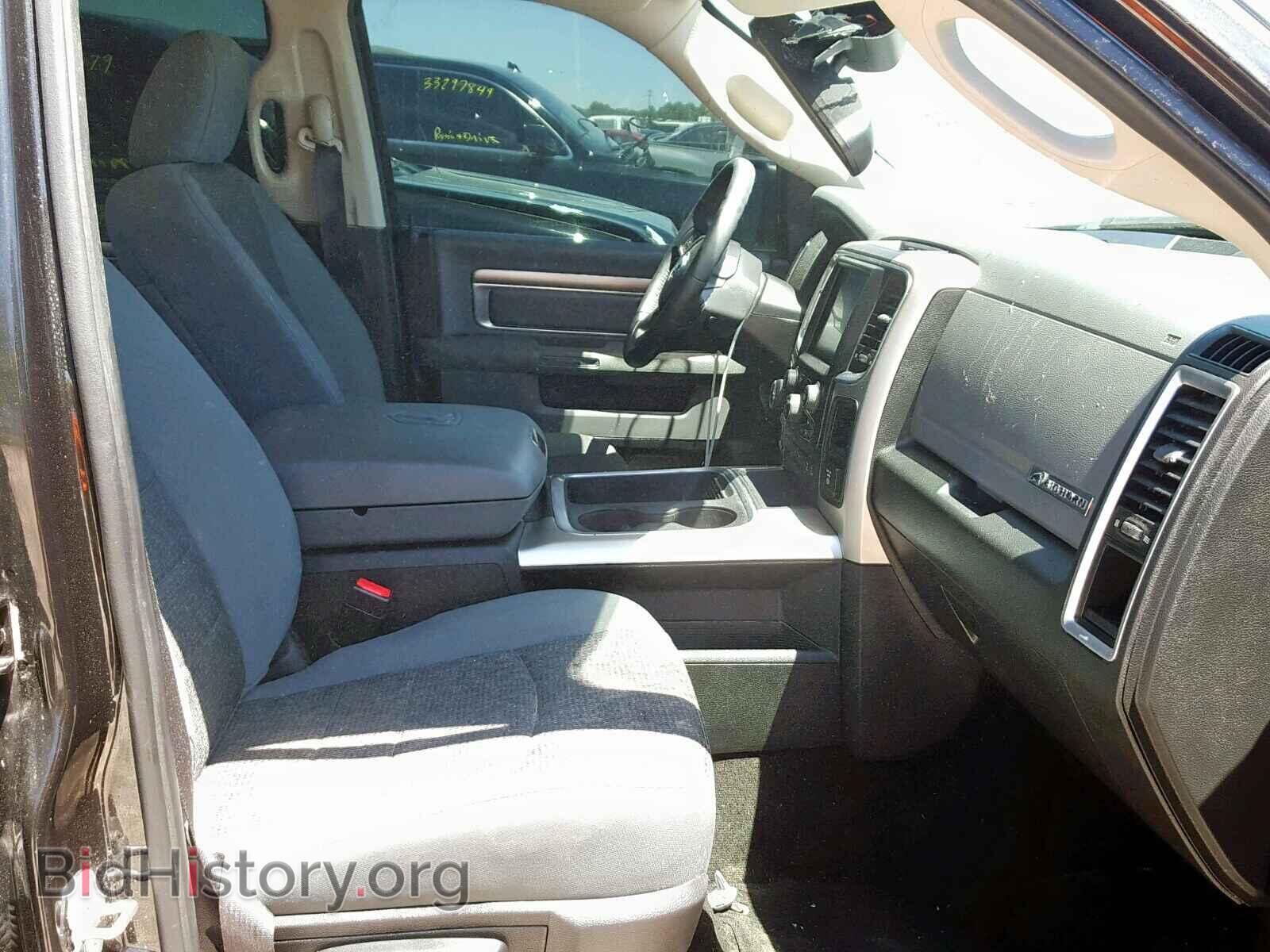 2017 RAM 1500 SLT - VIN: 3C6RR7LT3HG511941 - Фото 5