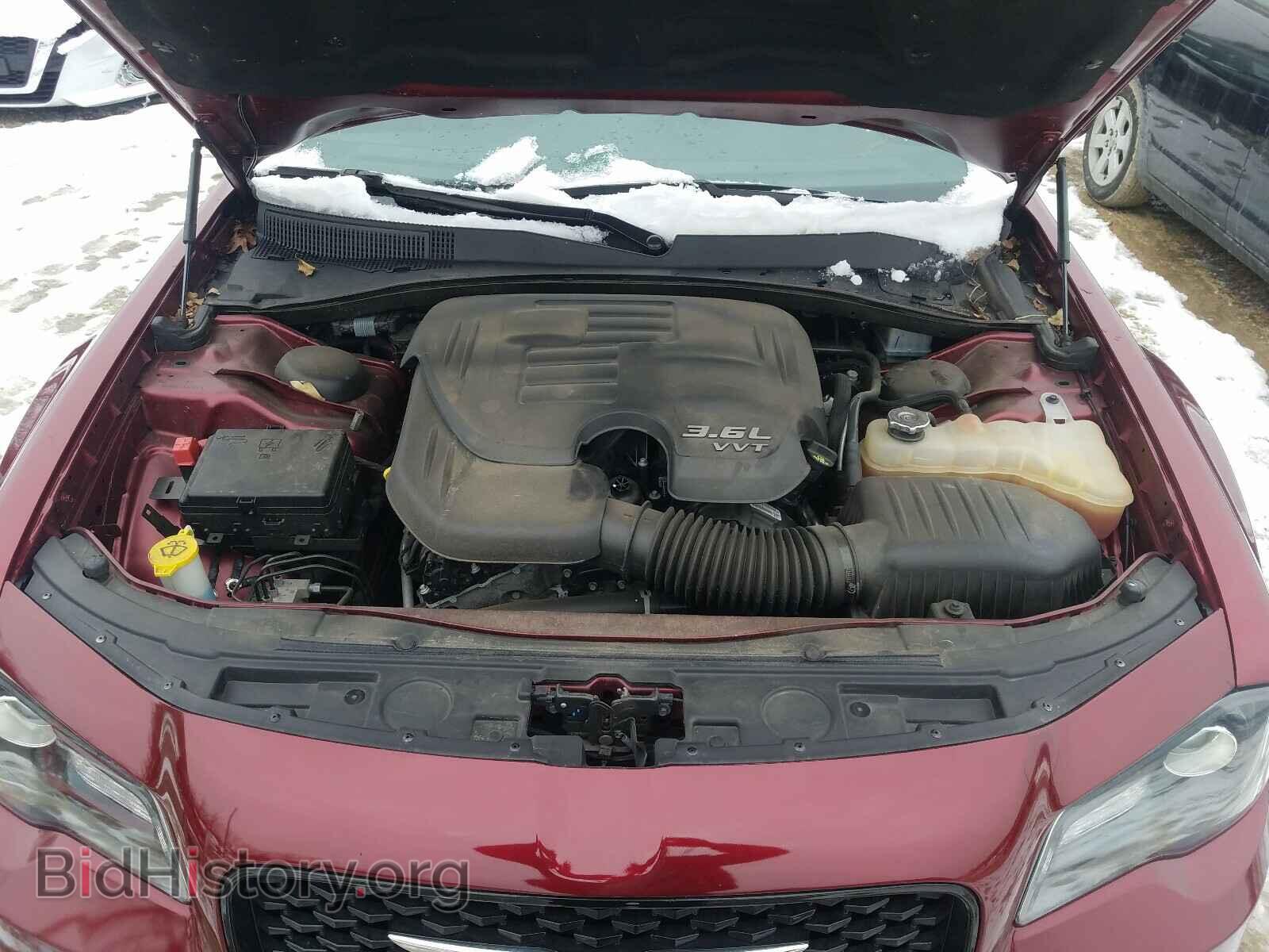 2019 CHRYSLER 300 - VIN: 2C3CCAGG1KH610733 - Фото 7