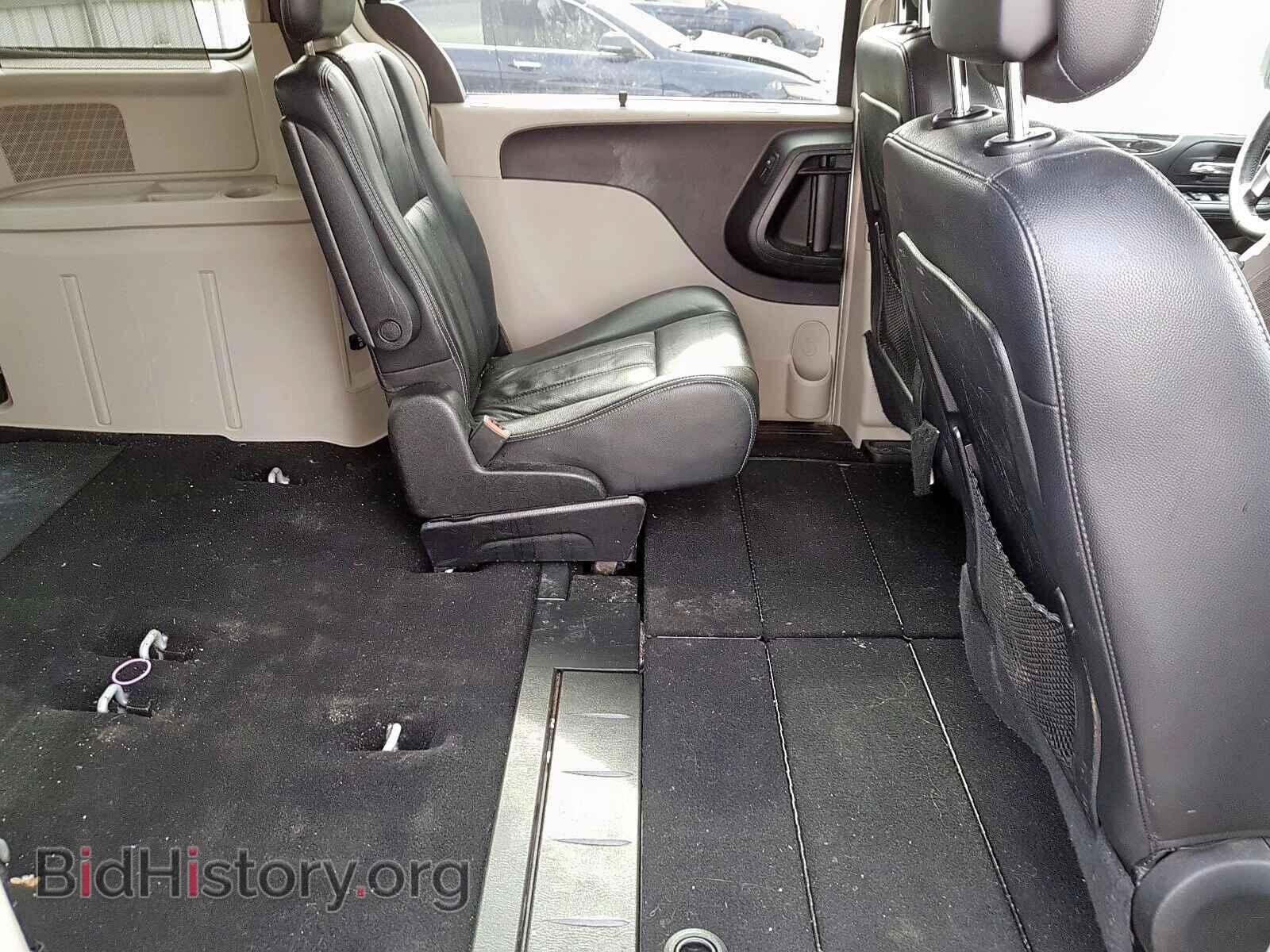 2011 CHRYSLER TOWN & COU - VIN: 2A4RR8DG1BR772285 - Фото 6