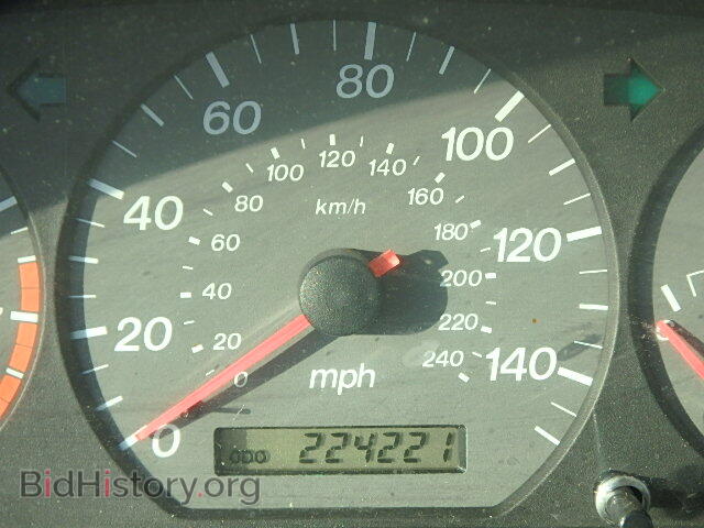 2000 MAZDA 626 - VIN: 1YVGF22C3Y5154145 - Фото 8