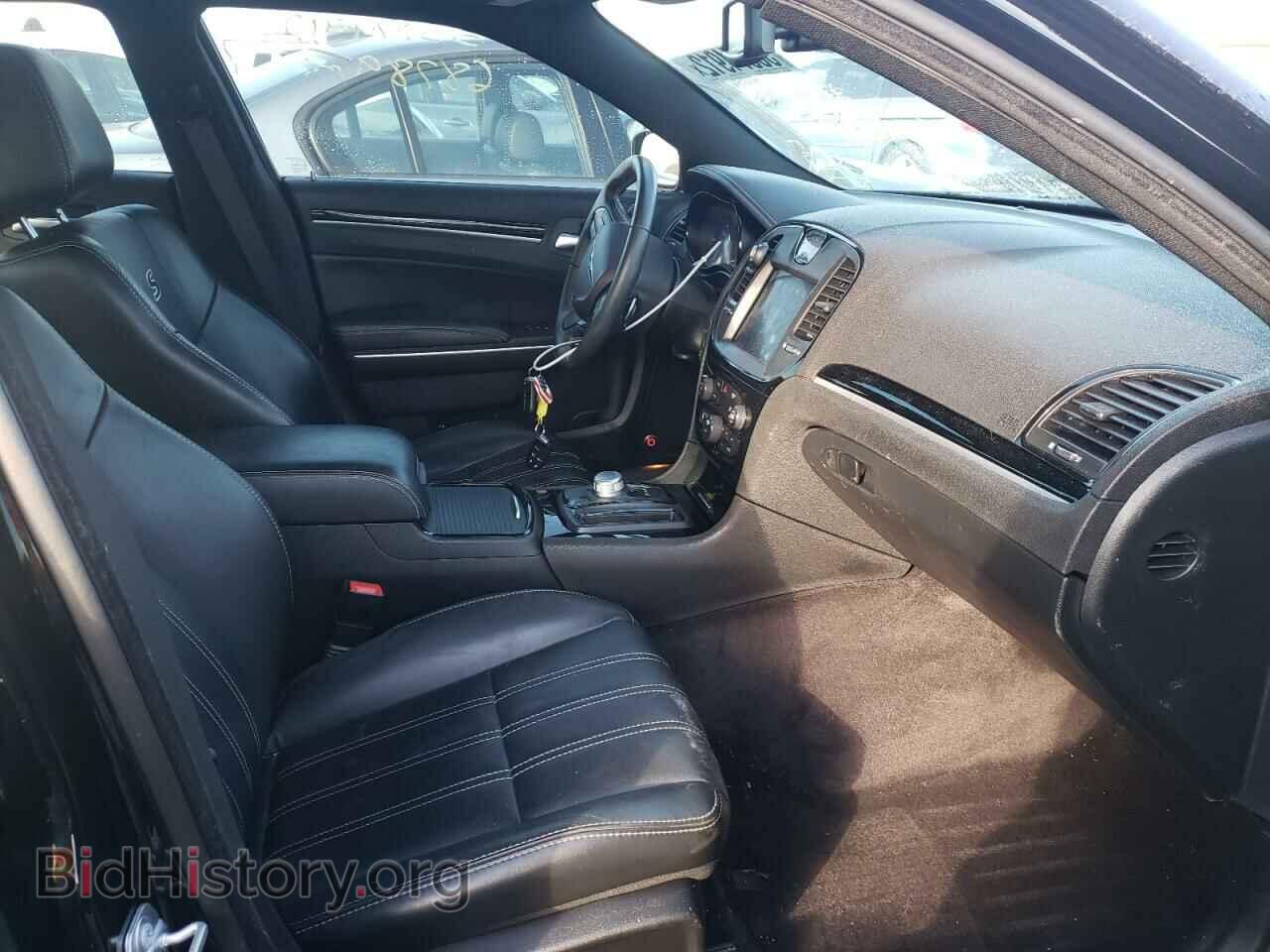 2017 CHRYSLER 300 - VIN: 2C3CCAGG0HH541817 - Фото 5