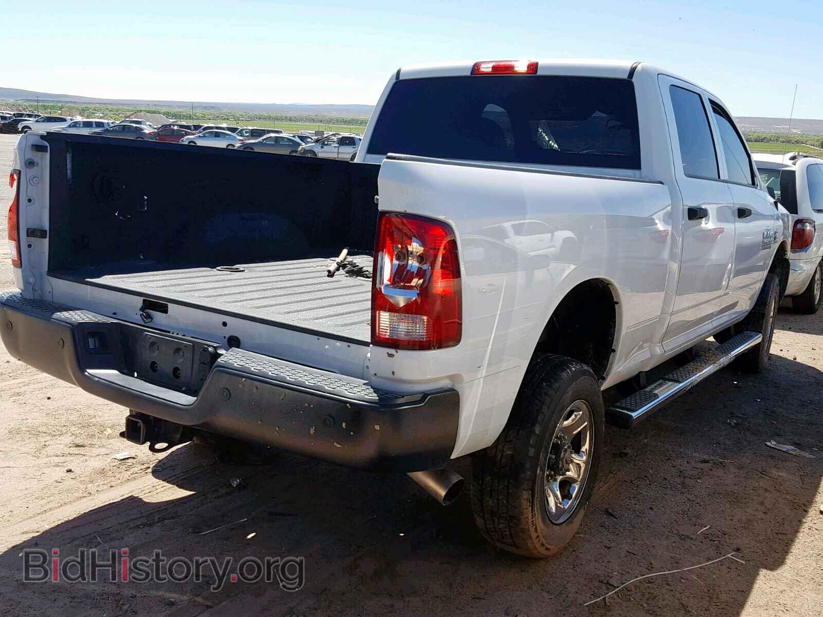 2017 RAM 2500 ST - VIN: 3C6UR5CL7HG749449 - Фото 4